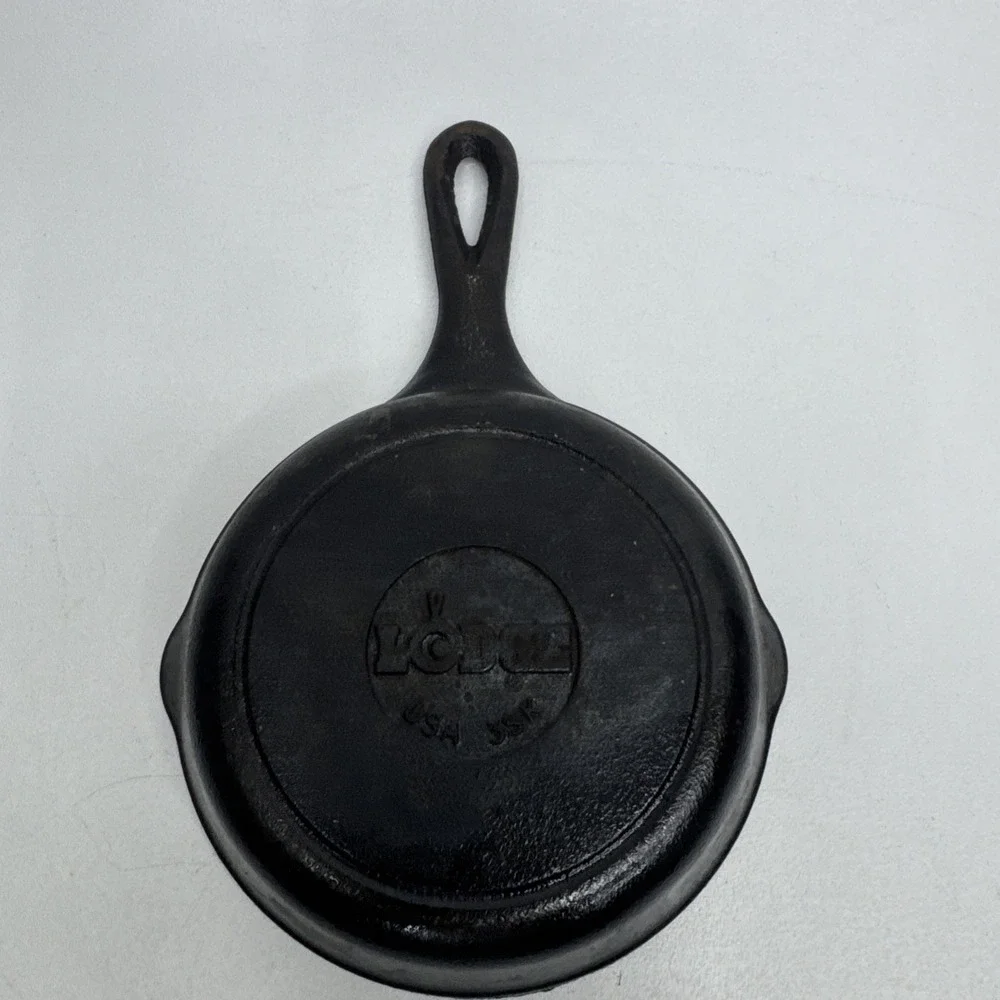 Vintage Lodge #3 Cast Iron Skillet 6.5 inch Egg-in-Pan Logo 3SK